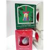 Image 2 : LOT OF 6 BOXED SPECIAL HOLIDAY ORNAMENTS