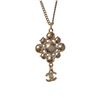 Image 6 : Chanel CC Logo Crystal Cluster Necklace