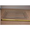 Image 1 : G3 - LOT: 9 GRILLES /PANIER 20"x10"