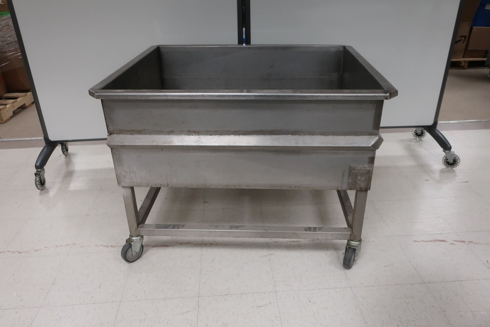 TABLE/BAC INOX MOBILE 42