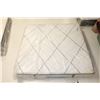 Image 1 : MATELAS KINGSDOWN 75"x77"x13" (KING)