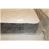 Image 2 : MATELAS KINGSDOWN  75"x77.5"x10" (KING)