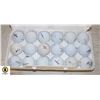 Image 1 : 18 GOLF BALLS