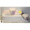 Image 1 : 8 TUBS OF PC ROYAL ICING