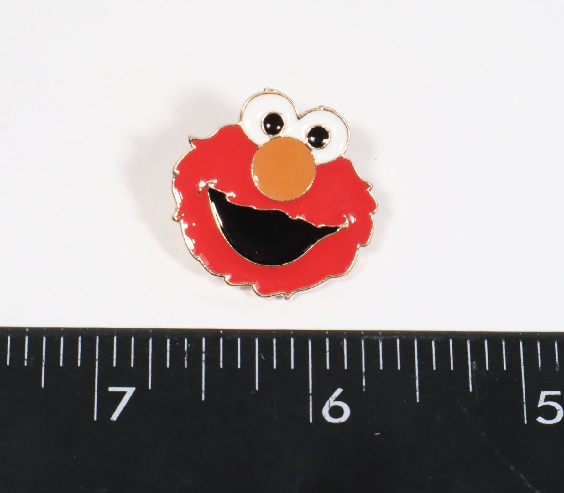 NEW ELMO FACE THEME LAPEL PIN
