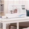Image 2 : NEW SINGER QUANTUM STYLIST 9960 SEWING & QUILTING