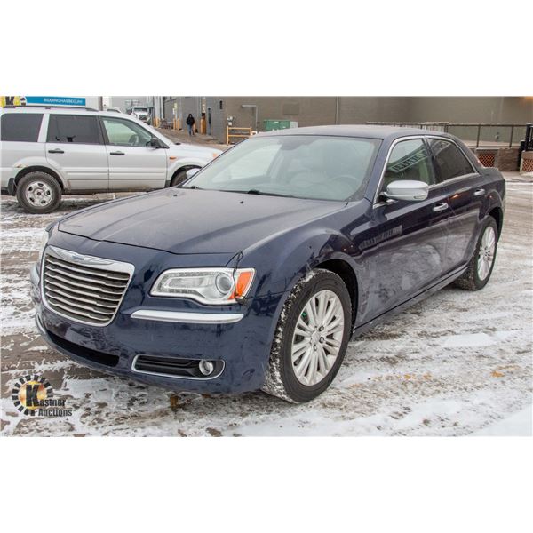 2013 CHRYSLER 300C LUXURY