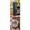 Image 1 : EVERLAST STANDING PUNCHING BAG