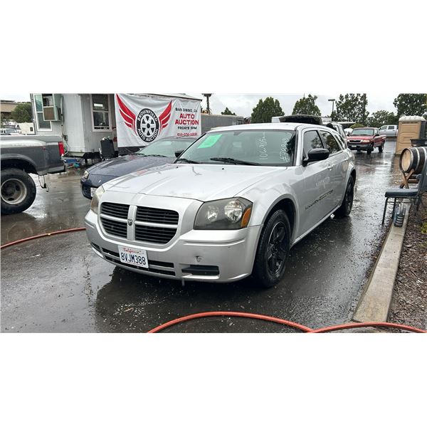 2005 Dodge Magnum