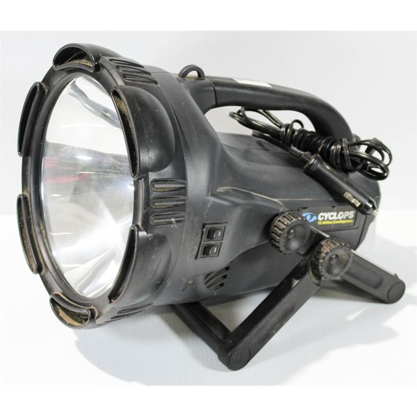 CYCLOPS 15 MILLION CANDLE POWER