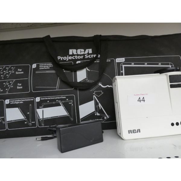 RCA projector RPJ116, projector screen