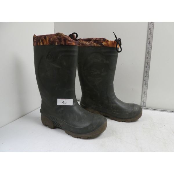 Size 10 gum boots