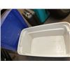 Image 3 : Large plastic tote bin