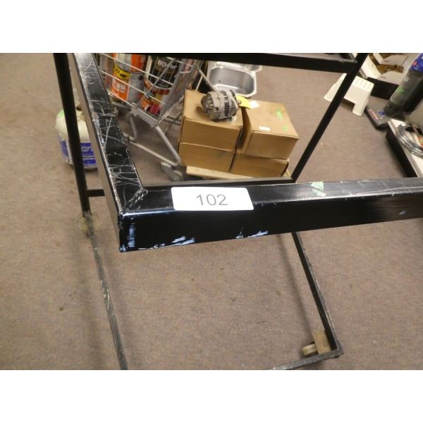 Metal cantilever dolley