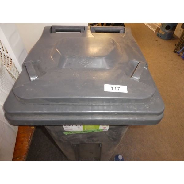 Rolling garbage bin new