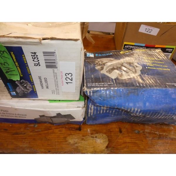 2 brake calipers SLC554 w/ pads