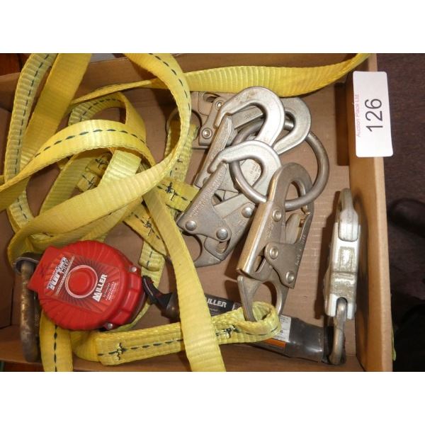 Retractable lanyard, double lanyard