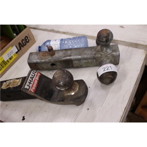 2 trailer hitches