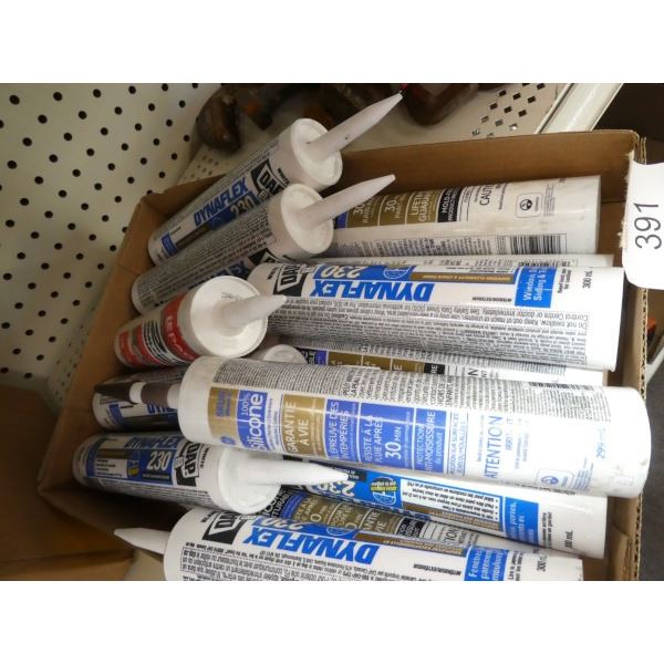 Box of 12 assorted caulking cartridges