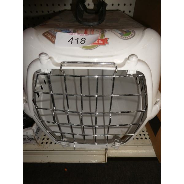 Pet carrier