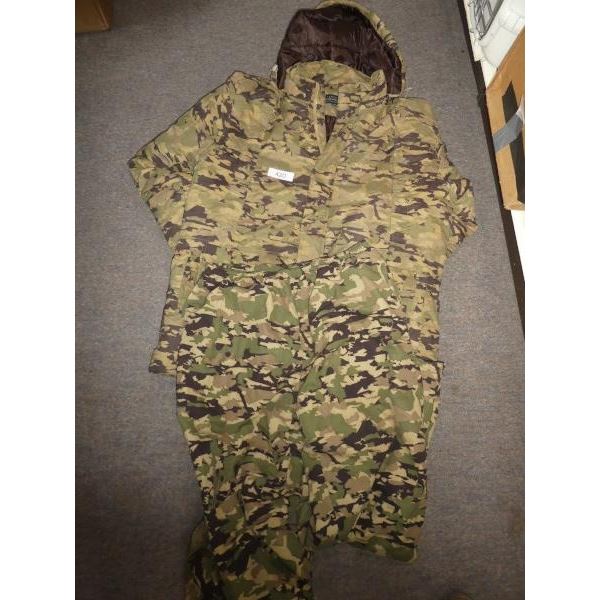 Camo full body suit - XL
