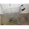 Image 4 : 2 grocery carts