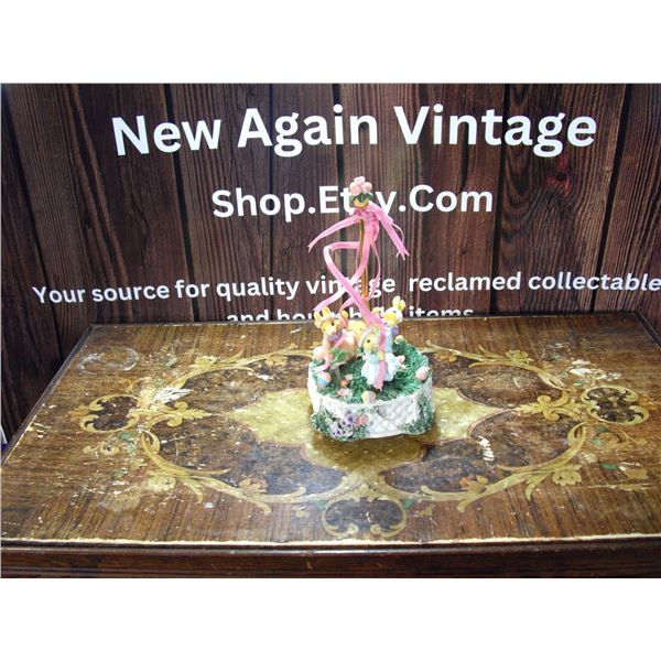 MAYPOLE MUSICAL BUNNY