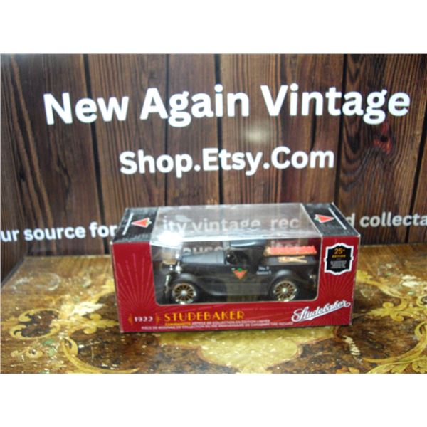 CANADIAN TIRE  TRUCK