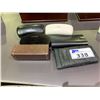 Image 1 : 6 ASSORTED SUNGLASS CASES