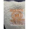 Image 2 : VINTAGE HUDSONS BAY BLANKET