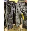 Image 2 : RACK OF ASSORTED CLOTHING INCLUDING; LULU LEMON HOODIE & VARIOUS JEANS (RACK NOT INCLUDED)