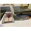 Image 8 : 6 DRAWER CABINET WITH ASSORTED CONTENTS, SMALL STAINED GLASS WALL ART, VIVITAR INSTANT SLIDE