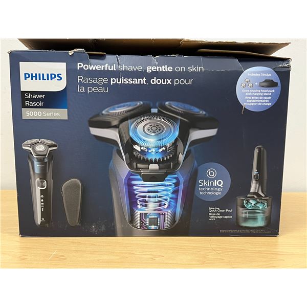 Philips 5000 Series Shaver - open box, looks new - see photos