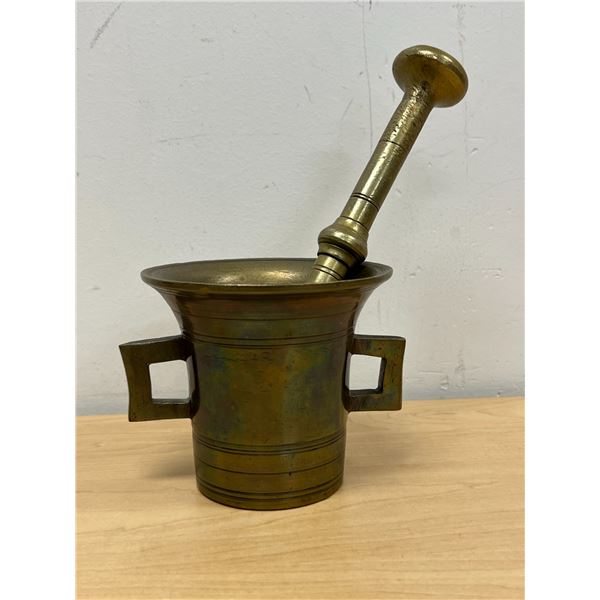 Heavy Brass Mortar & Pestle - Mortar 4.25"T 5.5"W Pestle 9"