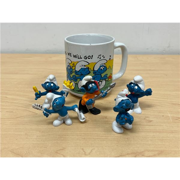 The Smurfs Vintage Coffee Mug & 5 Mini Figures as pictured