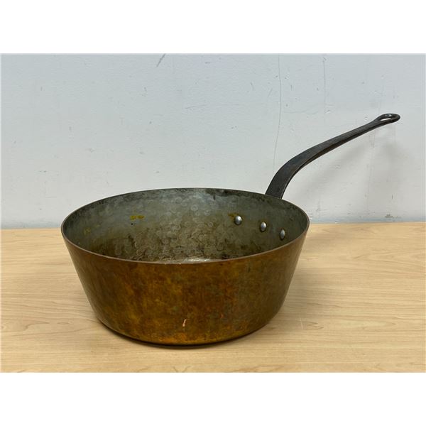 Heavy Metal (Possibly Copper) Long Handled Pot Approx: 9.75"W 3.75"T & 10" handle