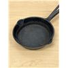 Image 2 : Findlay No. 3 Cast Iron Skillet Frying Pan 6" see all photos
