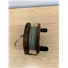 Image 6 : Vintage Wood / Brass Fishing Reel - lager approx; 6" Nice décor item,  see all photos