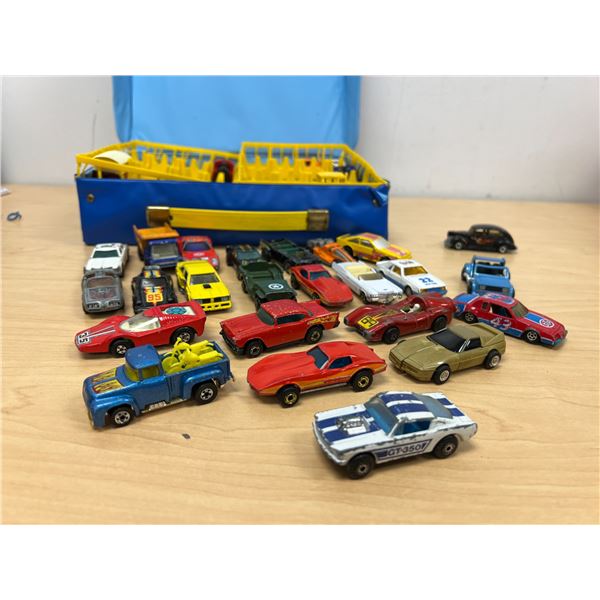 40 Hot wheels/ Matchbox & similar Vintage cars - played condition, see all photos