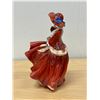 Image 3 : Royal Doulton England Bone China Figurine - Top of The Hill 7.25"