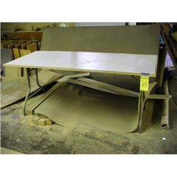 FOLD DOWN TABLE
