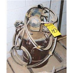 PAINT TANK