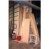 Image 1 : LOT OF LUMBER