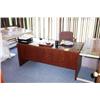 Image 1 : LOT OFFICE FURNITURE IN OFFICE