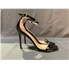 Image 2 : PAIR OF STUART WEITZMAN HEELS SIZE 6.5