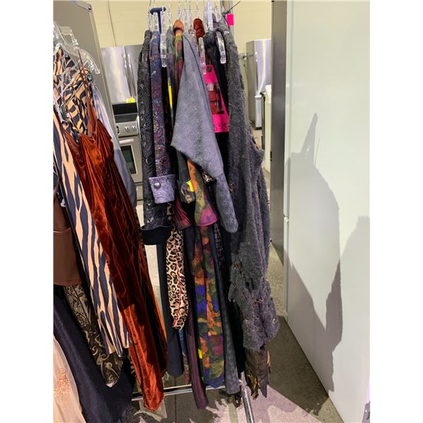 LOT OF ASSORTED CLOTHING INCLUDING; DRESSES, PILGRIMS COSTUMES & MORE