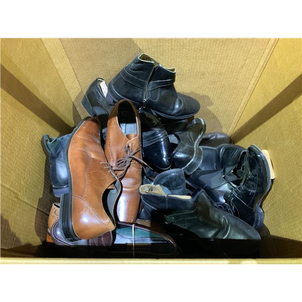 WARDROBE BOX OF ASSORTED SHOES