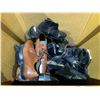 Image 1 : WARDROBE BOX OF ASSORTED SHOES
