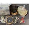 Image 2 : BIN OF ASSORTED JEWELRY