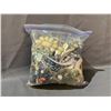 Image 2 : BAG OF ASSORTED JEWELRY